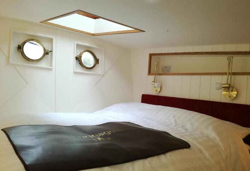 Hotel Barge Waternimf 12