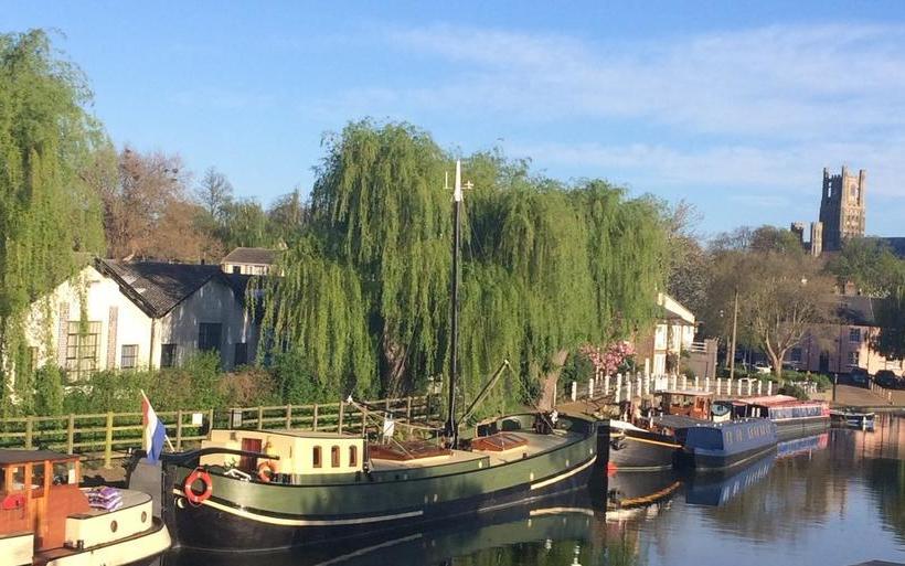Hotel Barge Waternimf 4