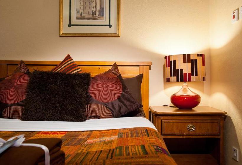 Family Room Bed & Breakfast 7