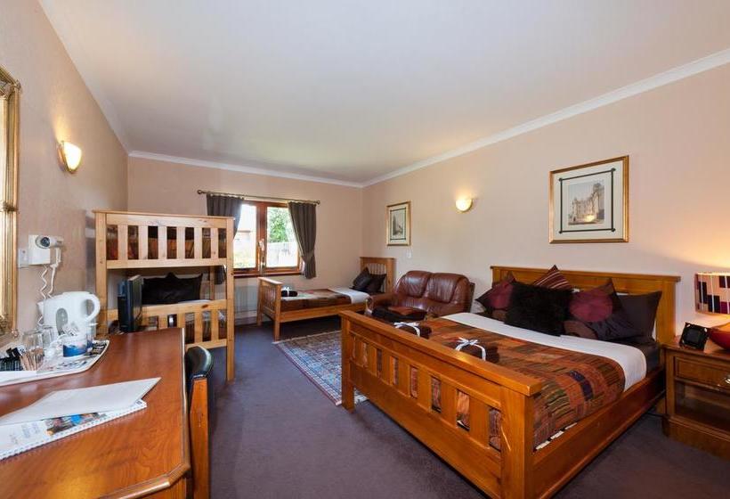 Family Room Bed & Breakfast 8