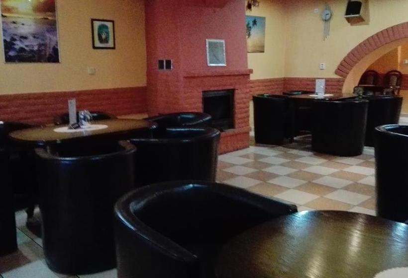 Hostel Turistická Ubytov A Pri Slovenskej Re?taurácii