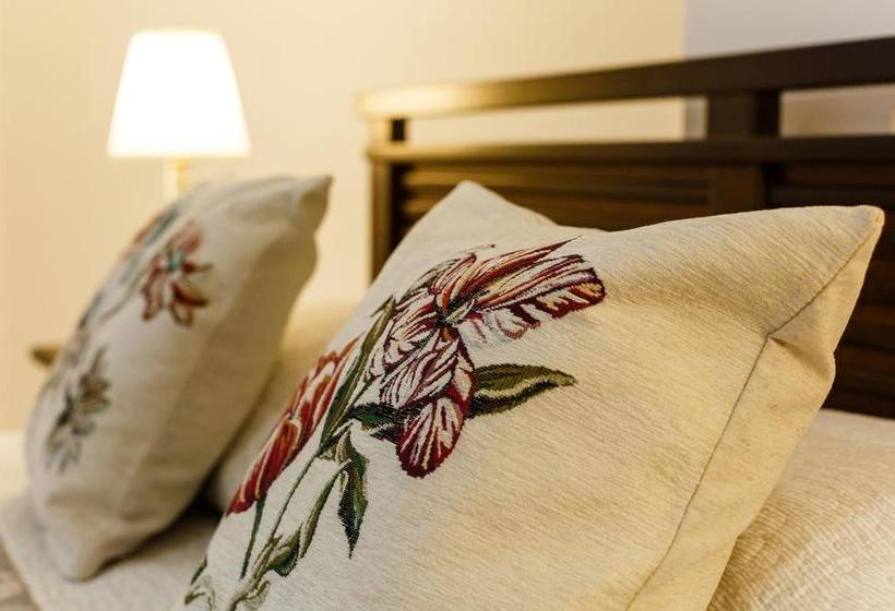 Bed and Breakfast Maisonette Apartments 8