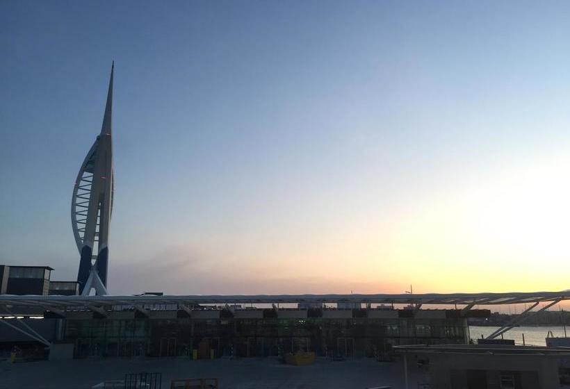 Bed and Breakfast Lady Hamilton