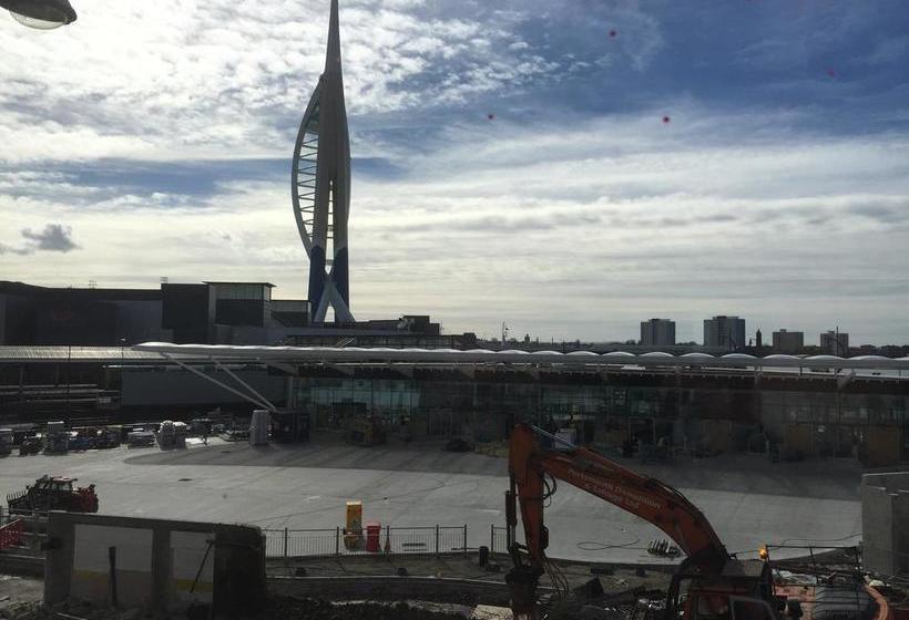 Bed and Breakfast Lady Hamilton 17