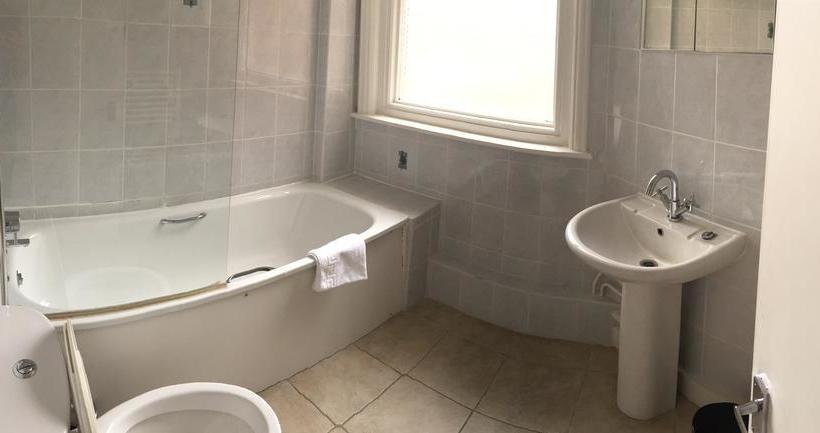 Bed and Breakfast Lady Hamilton 2