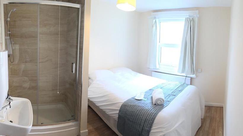 Bed and Breakfast Lady Hamilton 8