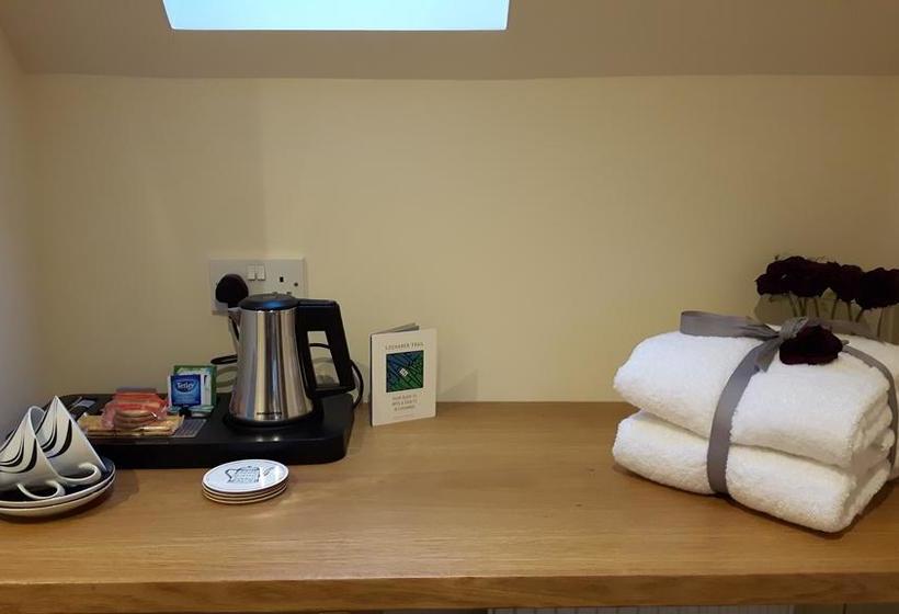 Bed and Breakfast Highwinds 5