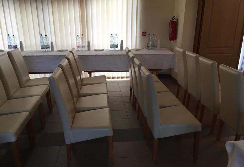 Bed and Breakfast Mamre Szálló 9