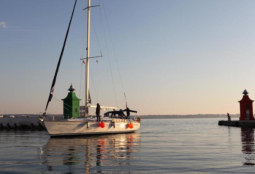 Hostel Adriatic Piran 1