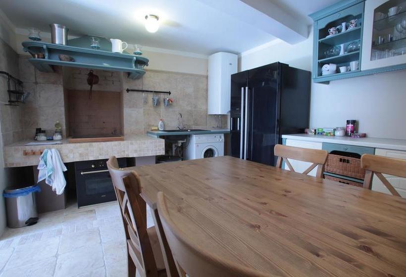 Hostel Adriatic Piran 12