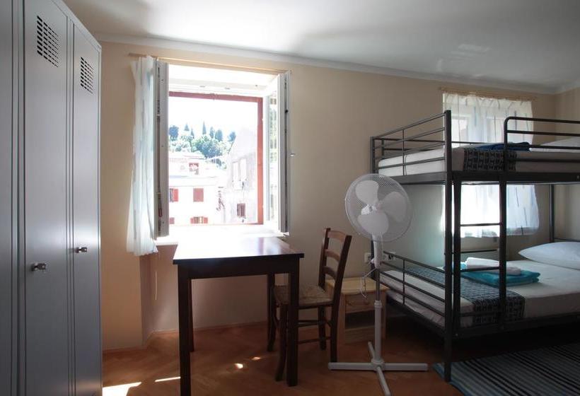 Hostel Adriatic Piran 16