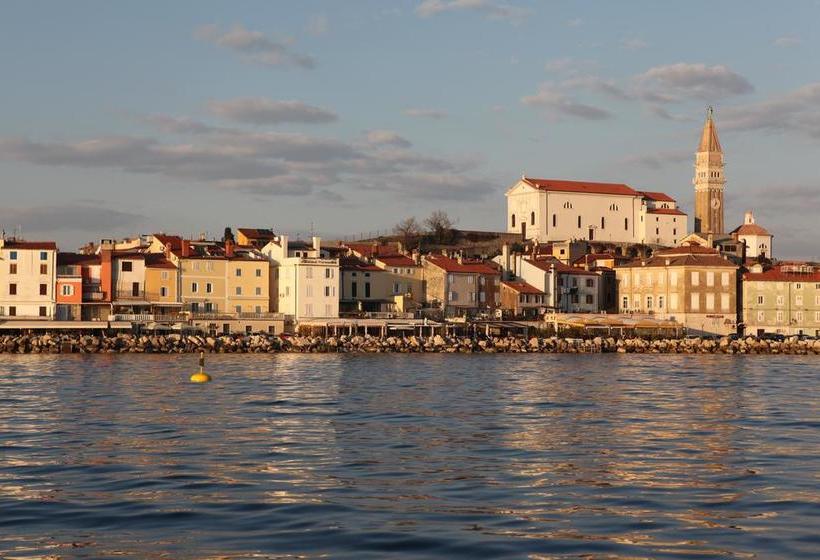 Hostel Adriatic Piran 3