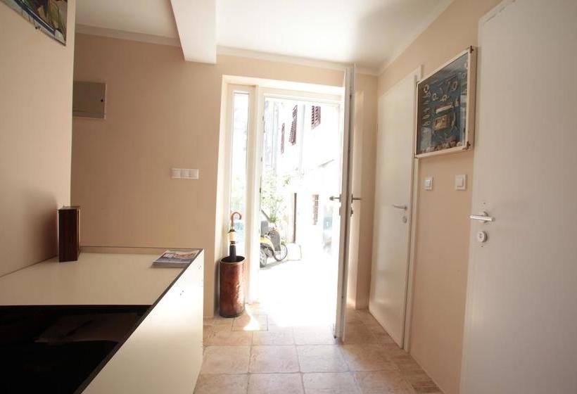 Hostel Adriatic Piran 5