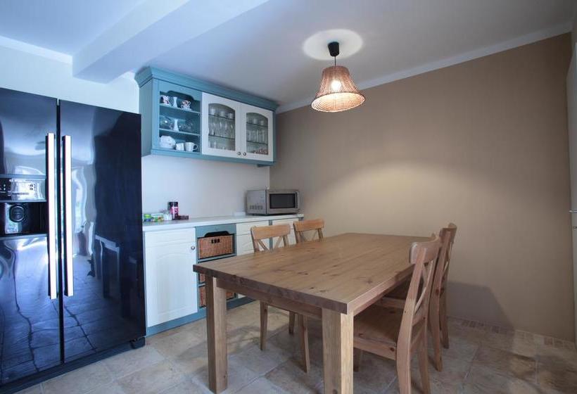 Hostel Adriatic Piran 9