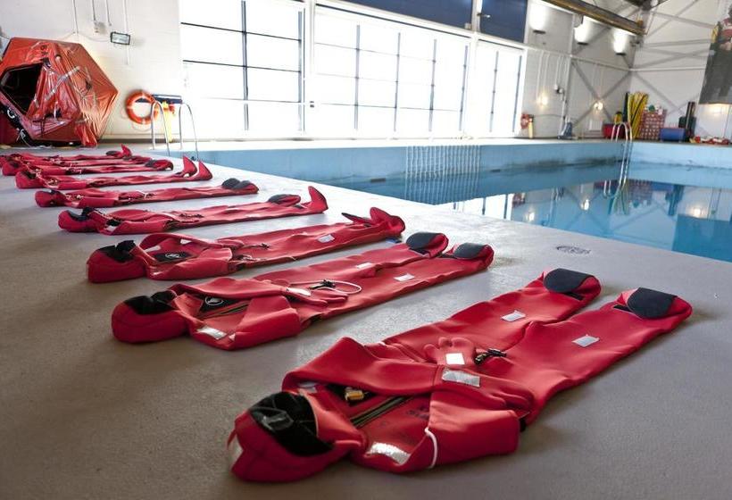 Hotel Rnli College 1