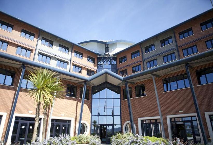 Hotel Rnli College 11