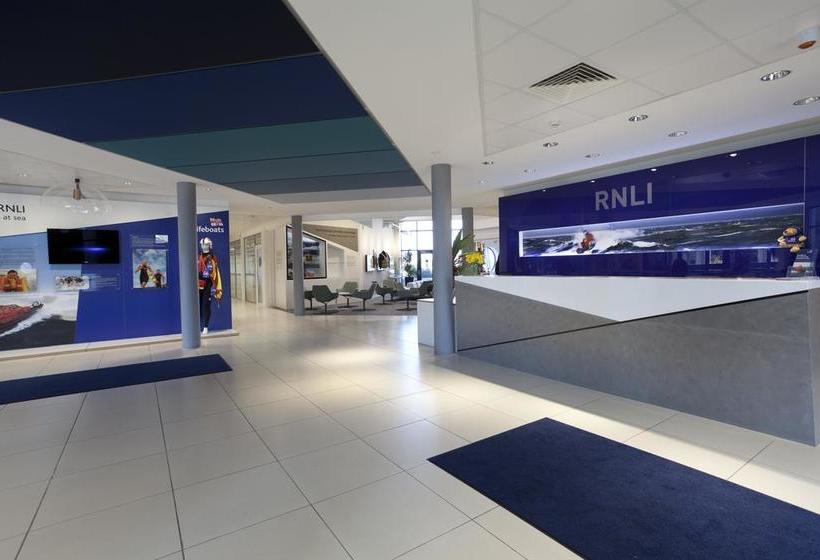 Hotel Rnli College 8