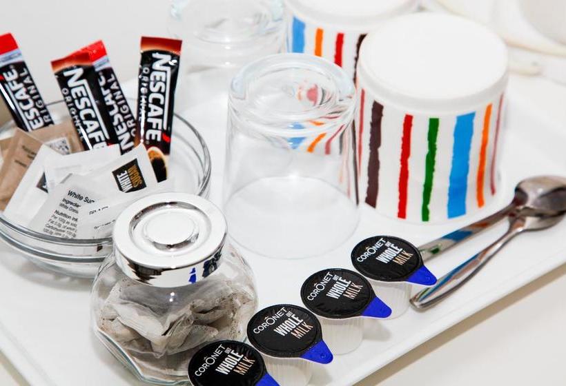 Bed and Breakfast The Claremont 13