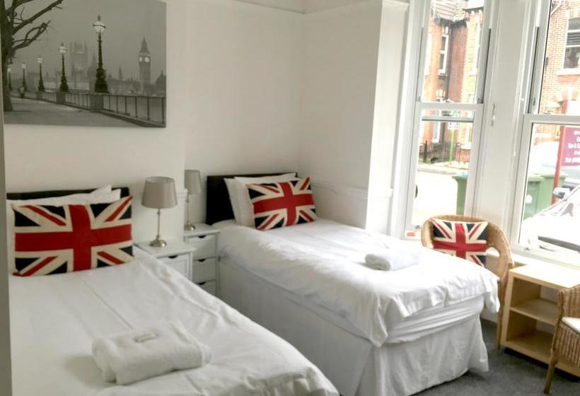 Bed and Breakfast The Claremont 3