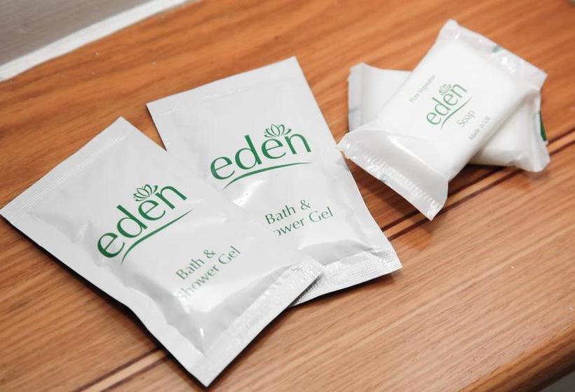 Bed and Breakfast The Claremont 5