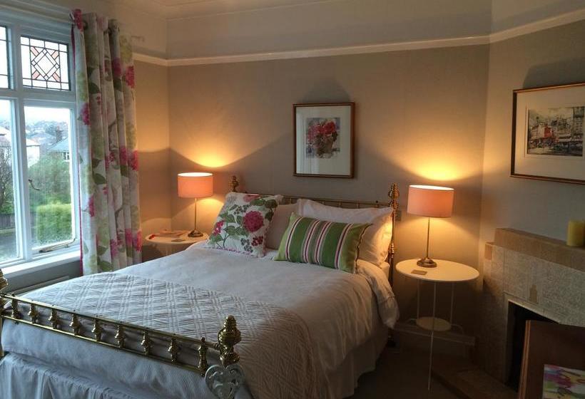 Bed and Breakfast The Cookehouse 12