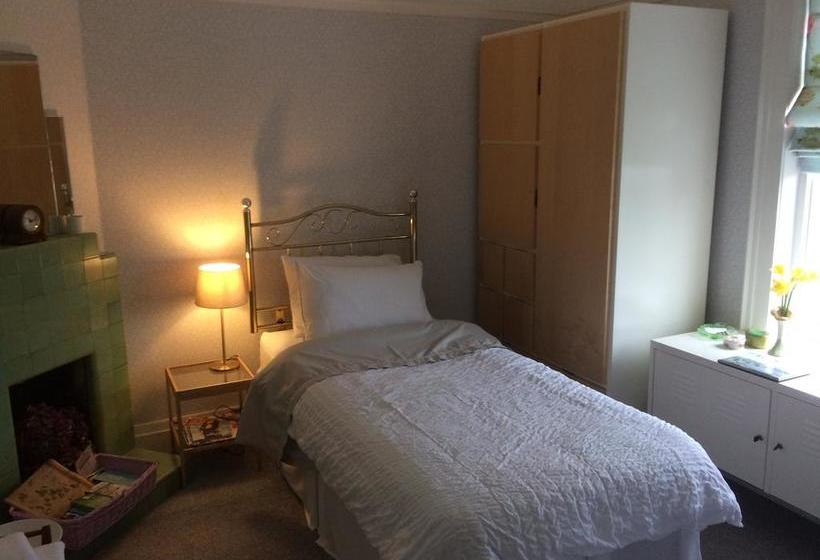 Bed and Breakfast The Cookehouse 4