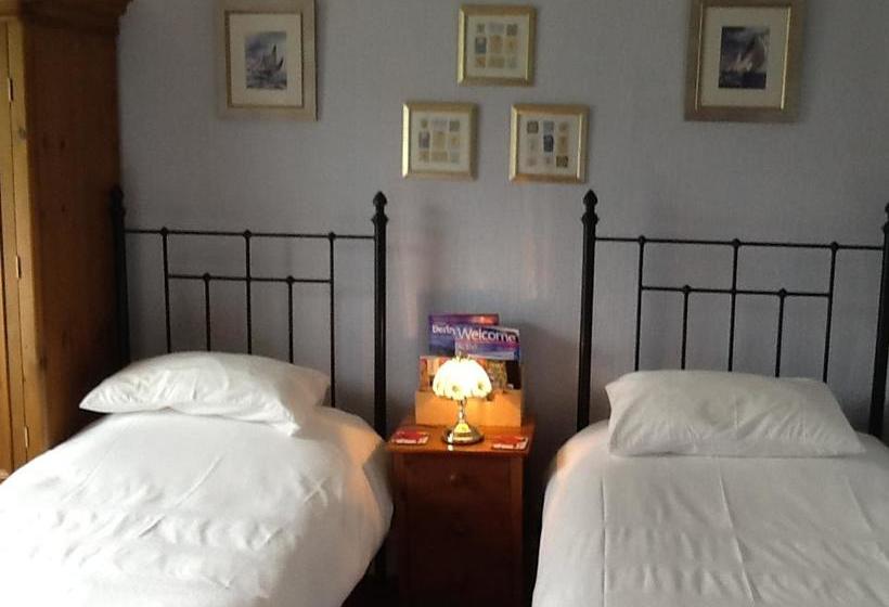 Bed and Breakfast Springbank Guest House 9