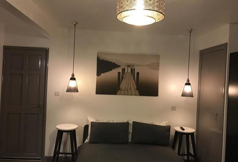 Bed and Breakfast Hills House 1