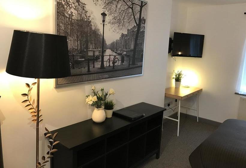 Bed and Breakfast Hills House 7