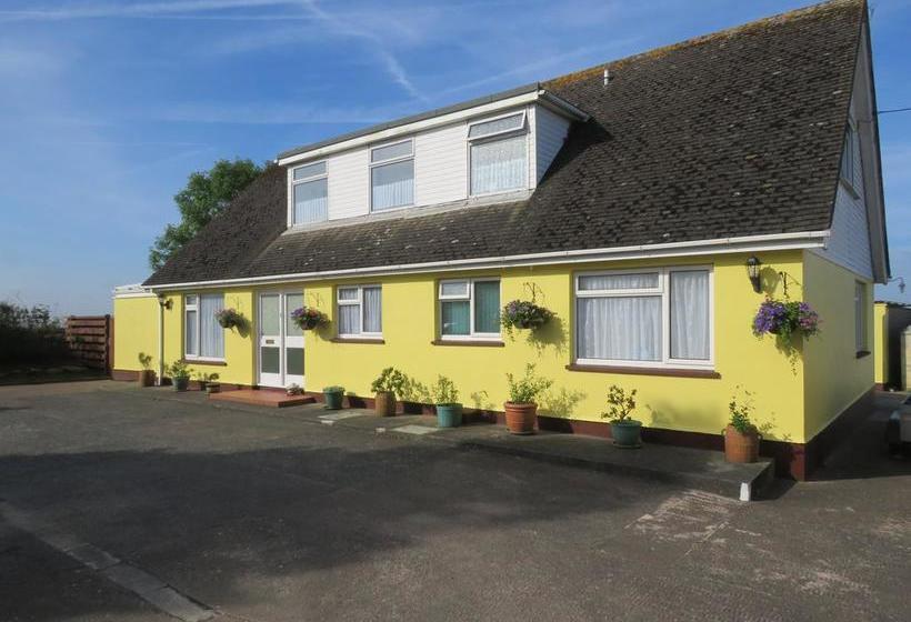 Bed and Breakfast Monterey Pines