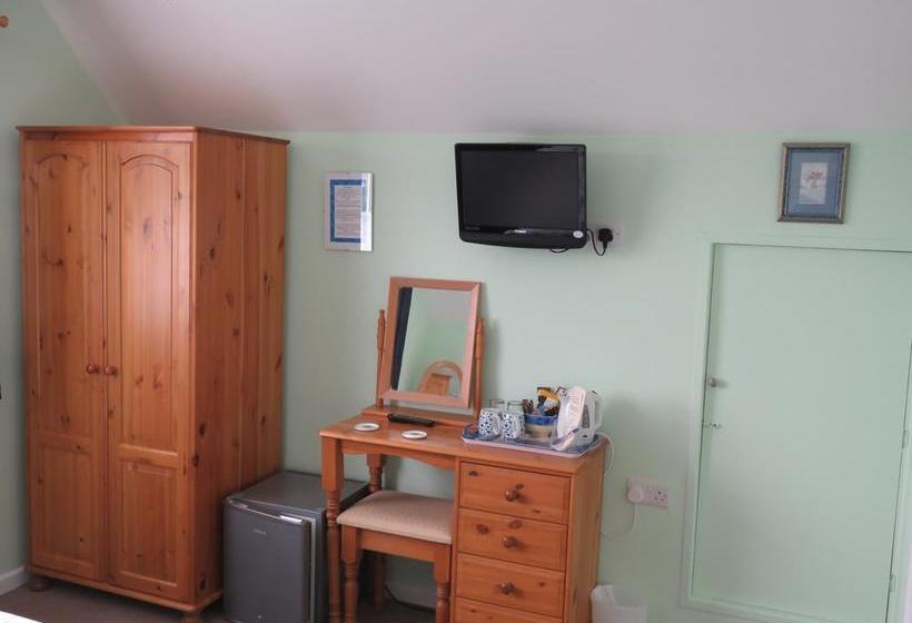 Bed and Breakfast Monterey Pines 17