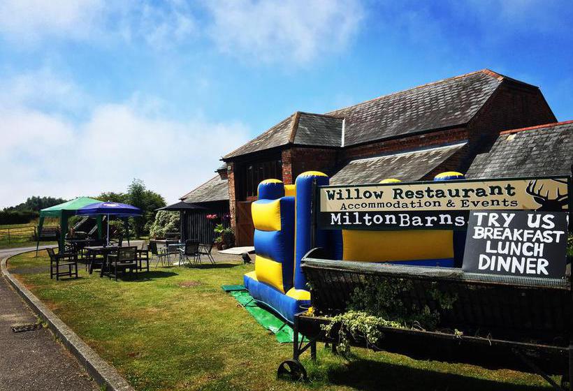 Willow Barn Hotel & Restaurant
