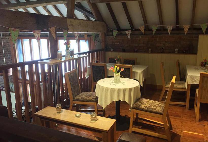 Willow Barn Hotel & Restaurant 11