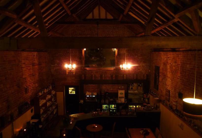 Willow Barn Hotel & Restaurant 12