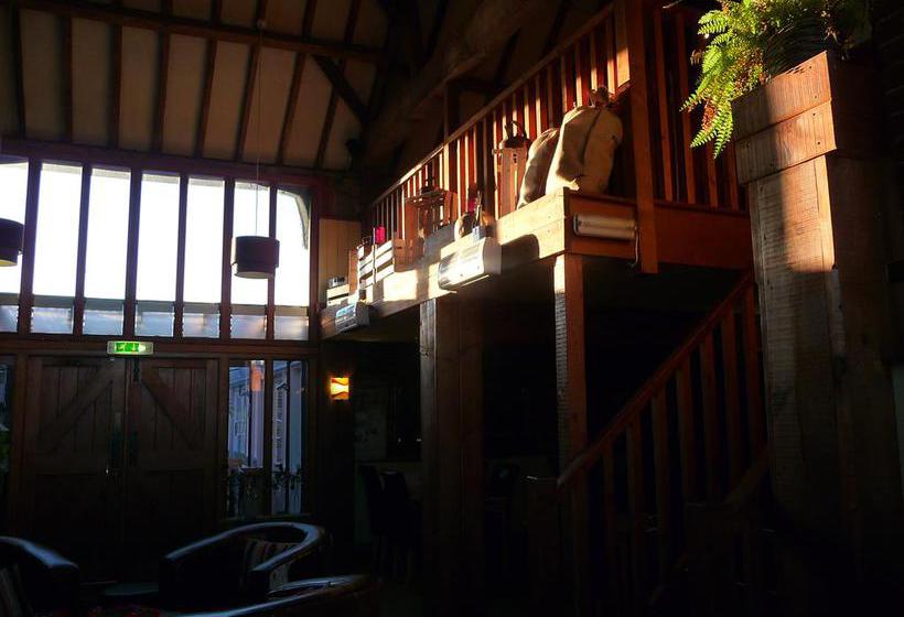 Willow Barn Hotel & Restaurant 15