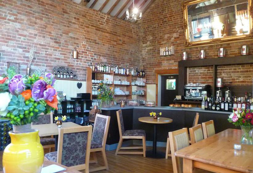 Willow Barn Hotel & Restaurant 16