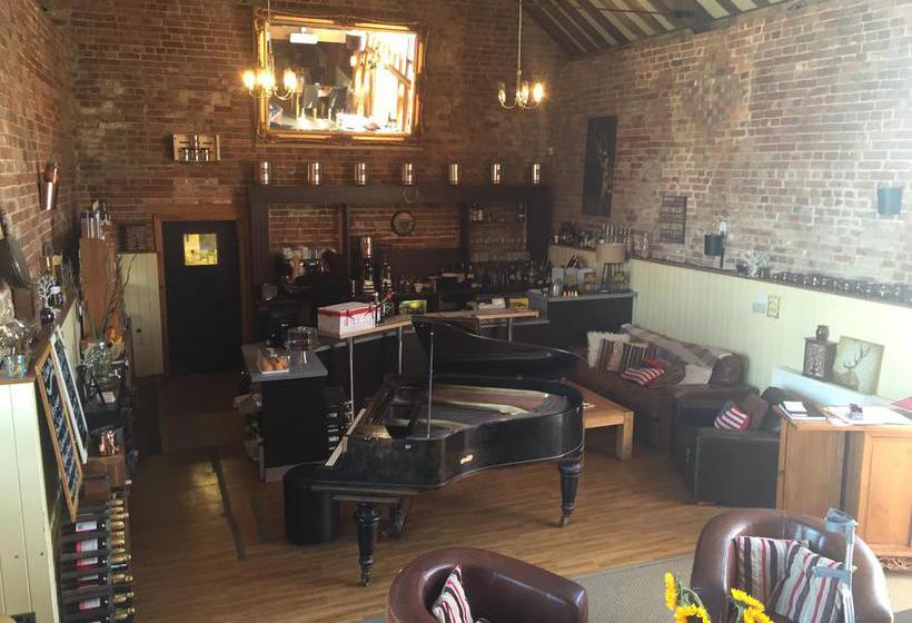 Willow Barn Hotel & Restaurant 3