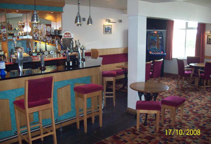 Godolphin Arms Hotel 1