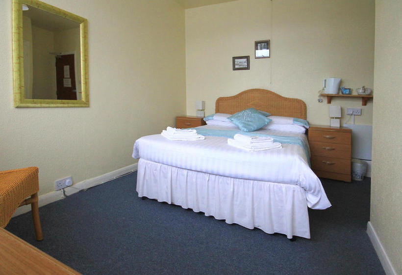 Godolphin Arms Hotel 14