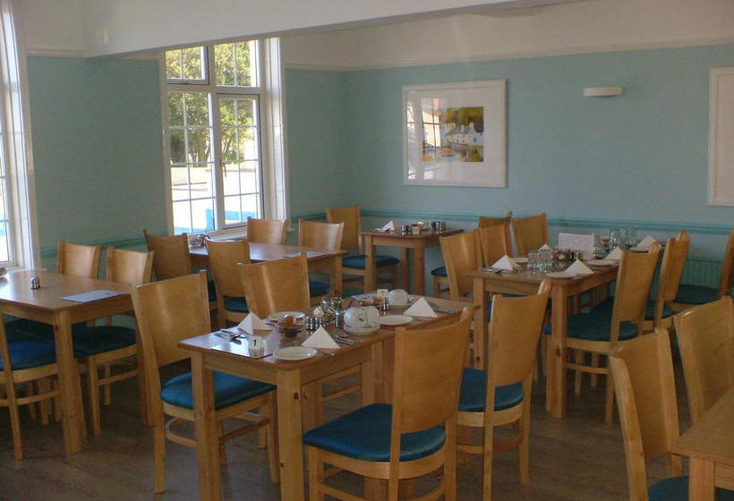 Godolphin Arms Hotel 15