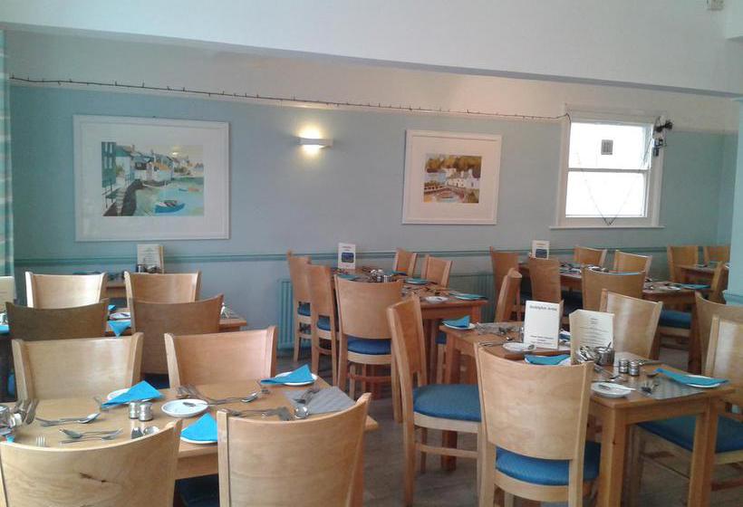 Godolphin Arms Hotel 3