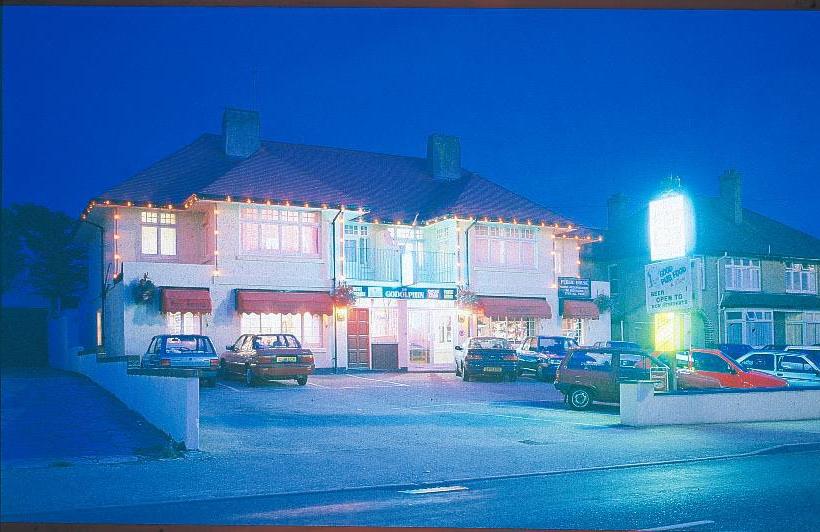 Godolphin Arms Hotel 4