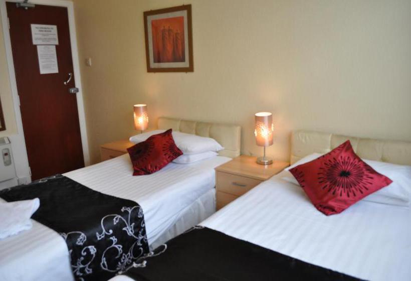 Godolphin Arms Hotel 9