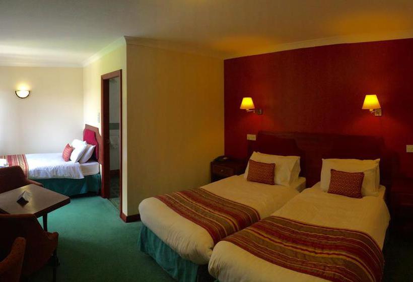 Clan Macduff Hotel 17