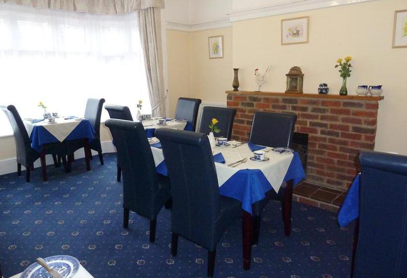 Bed and Breakfast Whitemoor House 13