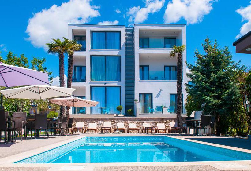 Beach Hotel Bozikovina