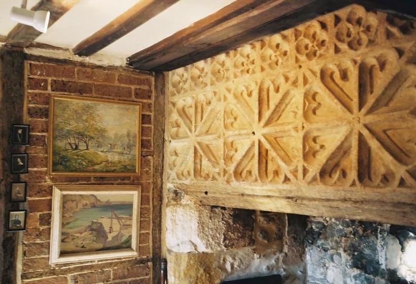 Bed and Breakfast Tudor Cottage Frampton 11