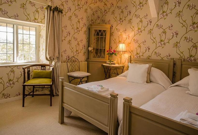 Bed and Breakfast Tudor Cottage Frampton 5