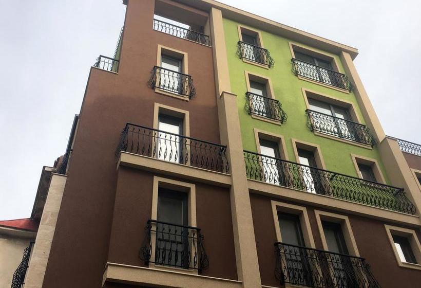 Family Hotel Agoncev 16