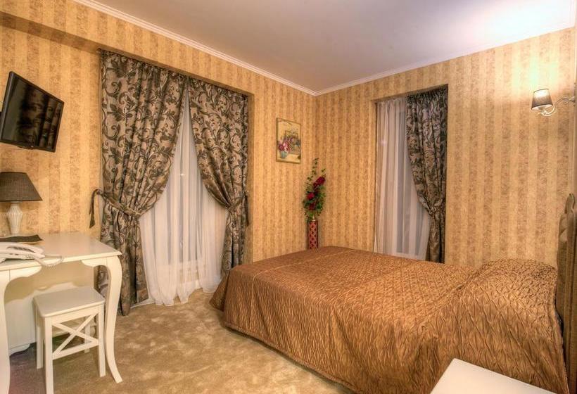 Family Hotel Agoncev 19